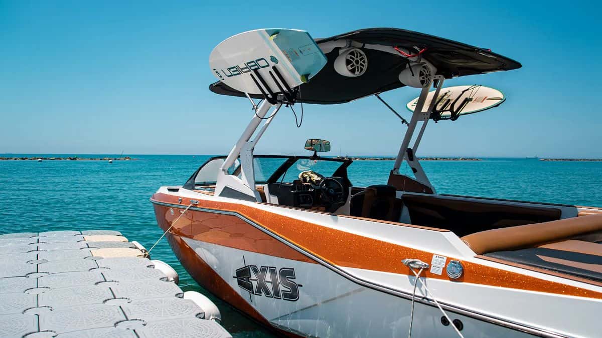Watersports Boat driver - 3